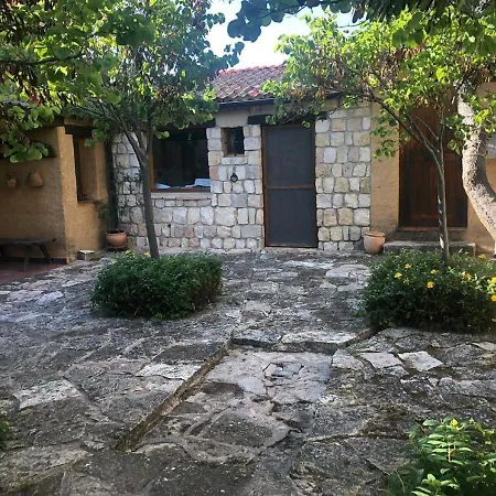 La Casa Rota Сasa de vacaciones Arahuetes