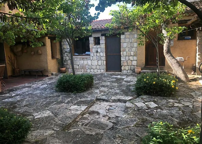 La Casa Rota 펜션 Arahuetes